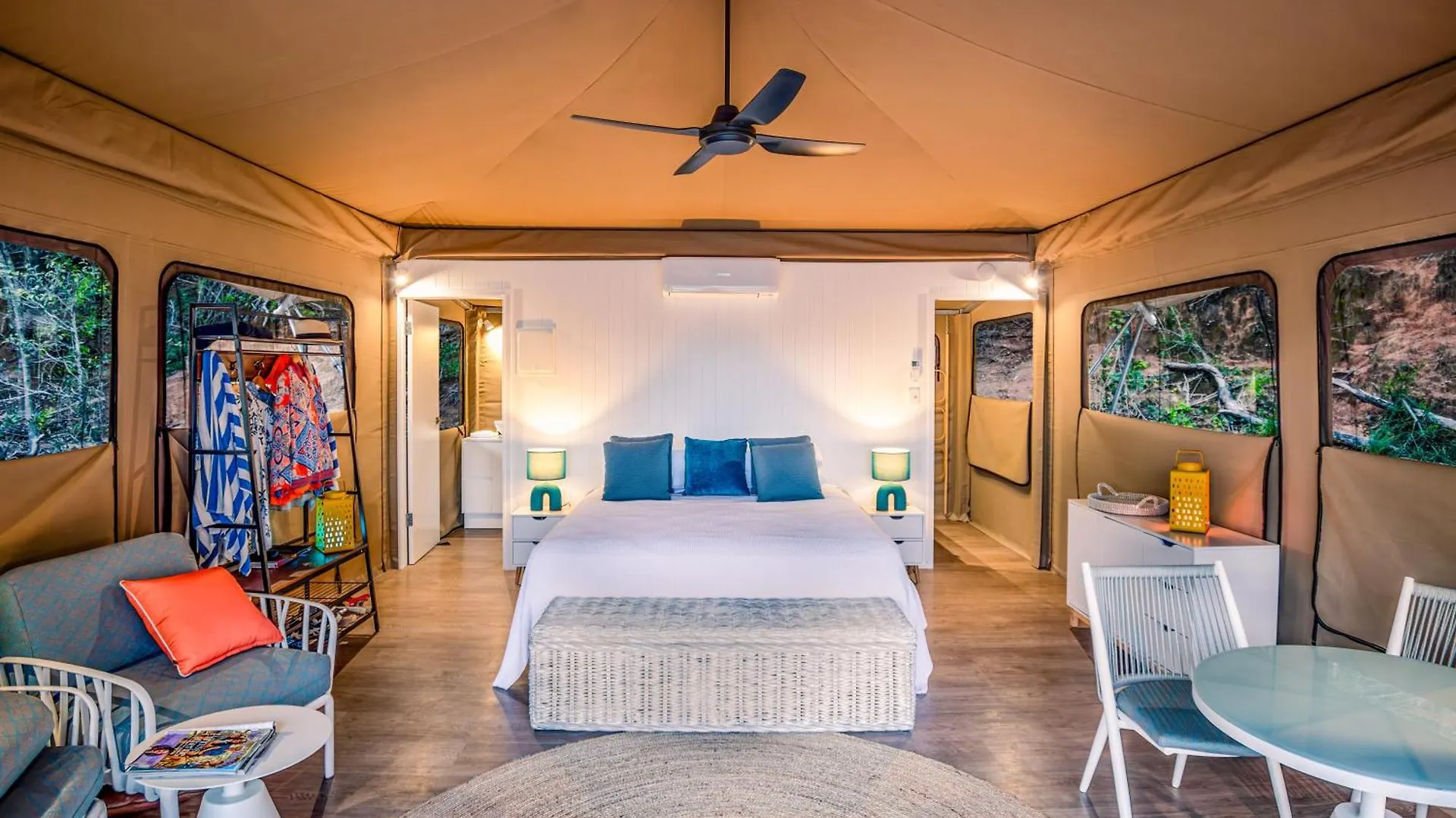 Deluxe King Safari Tent 2 Nelly Bay